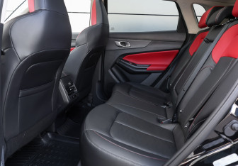 Подержанный автомобиль Changan CS55PLUS 2023 года (12 фото)