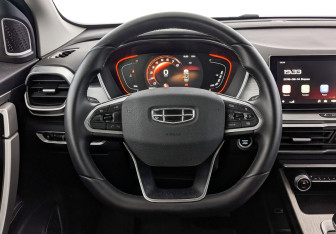 Подержанный автомобиль Geely Coolray 2023 года (21 фото)