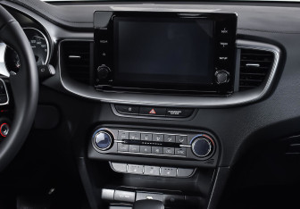 Подержанный автомобиль Kia Ceed Hatchback 2022 года (11 фото)