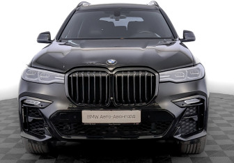Подержанный автомобиль BMW X7 2020 года (2 фото)
