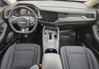 Подержанный автомобиль Haval F7 2021 года (9 фото)