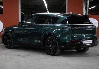 Подержанный автомобиль Voyah Free 2023 года (7 фото)