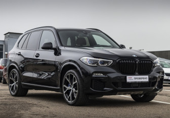 Подержанный автомобиль BMW X5 2020 года (4 фото)