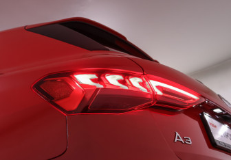 Подержанный автомобиль Audi A3 Hatchback 2021 года (22 фото)