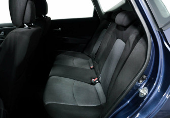 Подержанный автомобиль Kia Ceed Wagon 2012 года (12 фото)