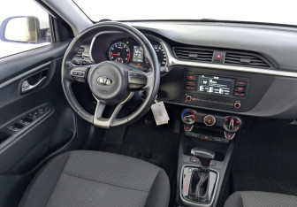 Подержанный автомобиль Kia Rio Sedan 2021 года (28 фото)