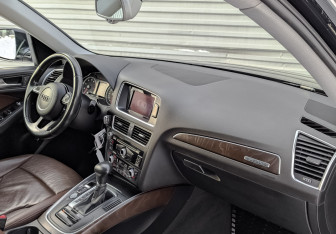 Подержанный автомобиль Audi Q5 2016 года (11 фото)