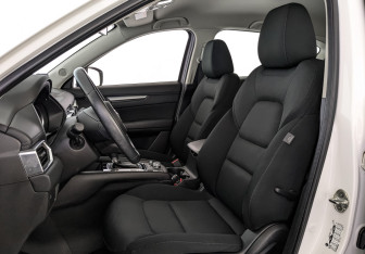 Подержанный автомобиль Mazda CX-5 2022 года (20 фото)