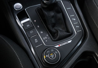 Подержанный автомобиль Volkswagen Tiguan 2017 года (20 фото)