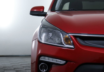 Подержанный автомобиль Kia Rio Sedan 2017 года (7 фото)