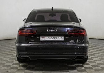 Подержанный автомобиль Audi A6 Sedan 2015 года (6 фото)