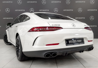 Подержанный автомобиль Mercedes-Benz AMG GT Liftback 2021 года (7 фото)
