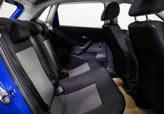 Подержанный автомобиль Volkswagen Polo Hatchback 2012 года (10 фото)