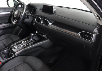 Подержанный автомобиль Mazda CX-5 2019 года (10 фото)