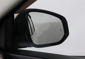 Подержанный автомобиль Toyota Highlander 2014 года (16 фото)