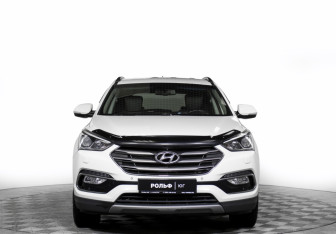 Подержанный автомобиль Hyundai Santa Fe 2015 года (2 фото)