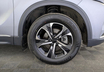 Подержанный автомобиль BAIC X7 2024 года (18 фото)