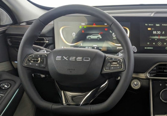 Новый Exeed TXL 2024 (2 фото)