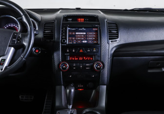 Подержанный автомобиль Kia Sorento 2010 года (17 фото)