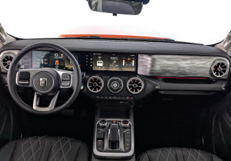 Новый Tank 300 2025 (10 фото)