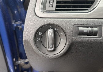 Подержанный автомобиль Skoda Rapid Liftback 2018 года (13 фото)