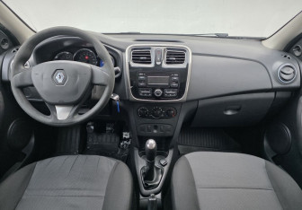 Подержанный автомобиль Renault Logan Sedan 2016 года (11 фото)