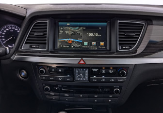 Подержанный автомобиль Hyundai Genesis 2016 года (17 фото)