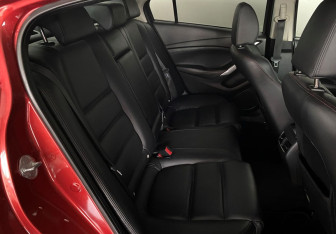 Подержанный автомобиль Mazda 6 Sedan 2014 года (10 фото)