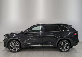 Подержанный автомобиль Geely Monjaro 2024 года (8 фото)