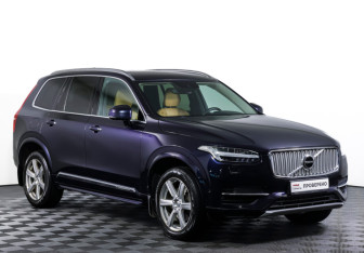 Подержанный автомобиль Volvo XC90 2015 года (3 фото)
