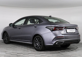 Подержанный автомобиль Omoda S5 2024 года (7 фото)