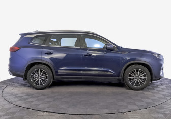 Подержанный автомобиль Chery Tiggo 8 Pro 2022 года (4 фото)