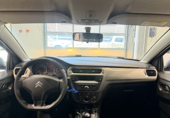 Подержанный автомобиль Citroen C-Elysee 2013 года (11 фото)