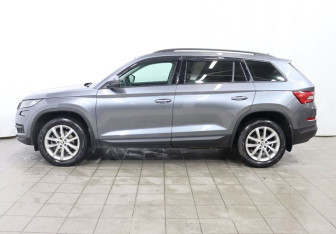 Подержанный автомобиль Skoda Kodiaq 2018 года (8 фото)