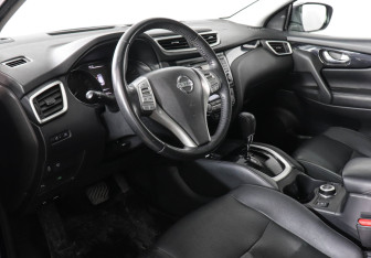 Подержанный автомобиль Nissan Qashqai 2018 года (9 фото)