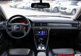 Подержанный автомобиль Audi A6 allroad 2000 года (11 фото)