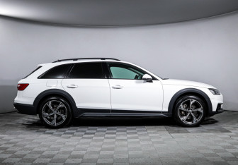 Подержанный автомобиль Audi A4 allroad 2020 года (4 фото)
