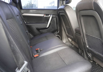 Подержанный автомобиль Chevrolet Captiva 2013 года (12 фото)