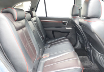 Подержанный автомобиль Hyundai Santa Fe 2007 года (22 фото)