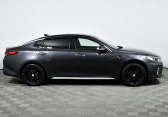 Подержанный автомобиль Kia Optima Sedan 2017 года (4 фото)