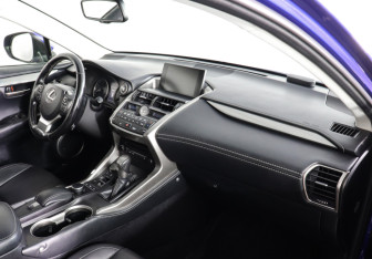 Подержанный автомобиль Lexus NX 2016 года (10 фото)