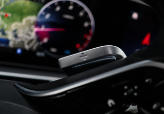 Подержанный автомобиль Mercedes-Benz GLE 2025 года (49 фото)