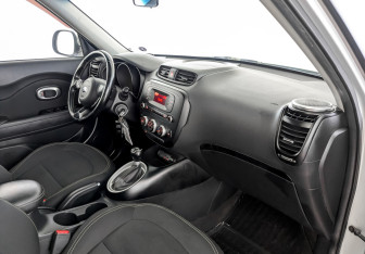 Подержанный автомобиль Kia Soul 2014 года (11 фото)