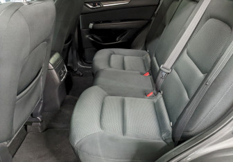 Подержанный автомобиль Mazda CX-5 2019 года (15 фото)