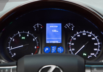 Подержанный автомобиль Lexus GX 2015 года (11 фото)