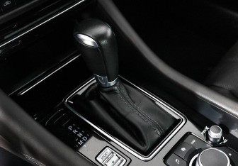 Подержанный автомобиль Mazda 6 Sedan 2020 года (10 фото)