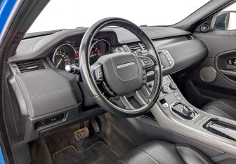 Подержанный автомобиль Land Rover Range Rover Evoque 2018 года (16 фото)