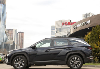 Подержанный автомобиль Hyundai Tucson 2022 года (6 фото)