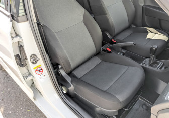 Подержанный автомобиль Skoda Rapid Liftback 2019 года (22 фото)