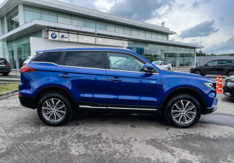 Подержанный автомобиль Geely Atlas Pro 2023 года (4 фото)